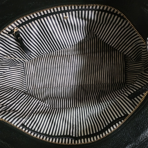 Kate Spade Black Pebble Leather Tote with Striped Bow GUC - Picture 2 of 16